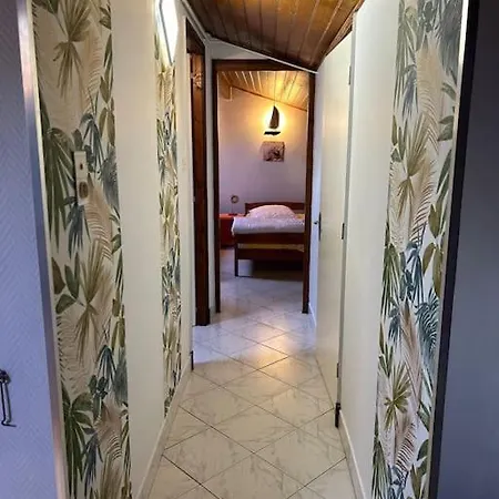 펜션 Tres Grande Maison, Plage 8 Mn A Pied. 10 Velos. 라트슈수르메르